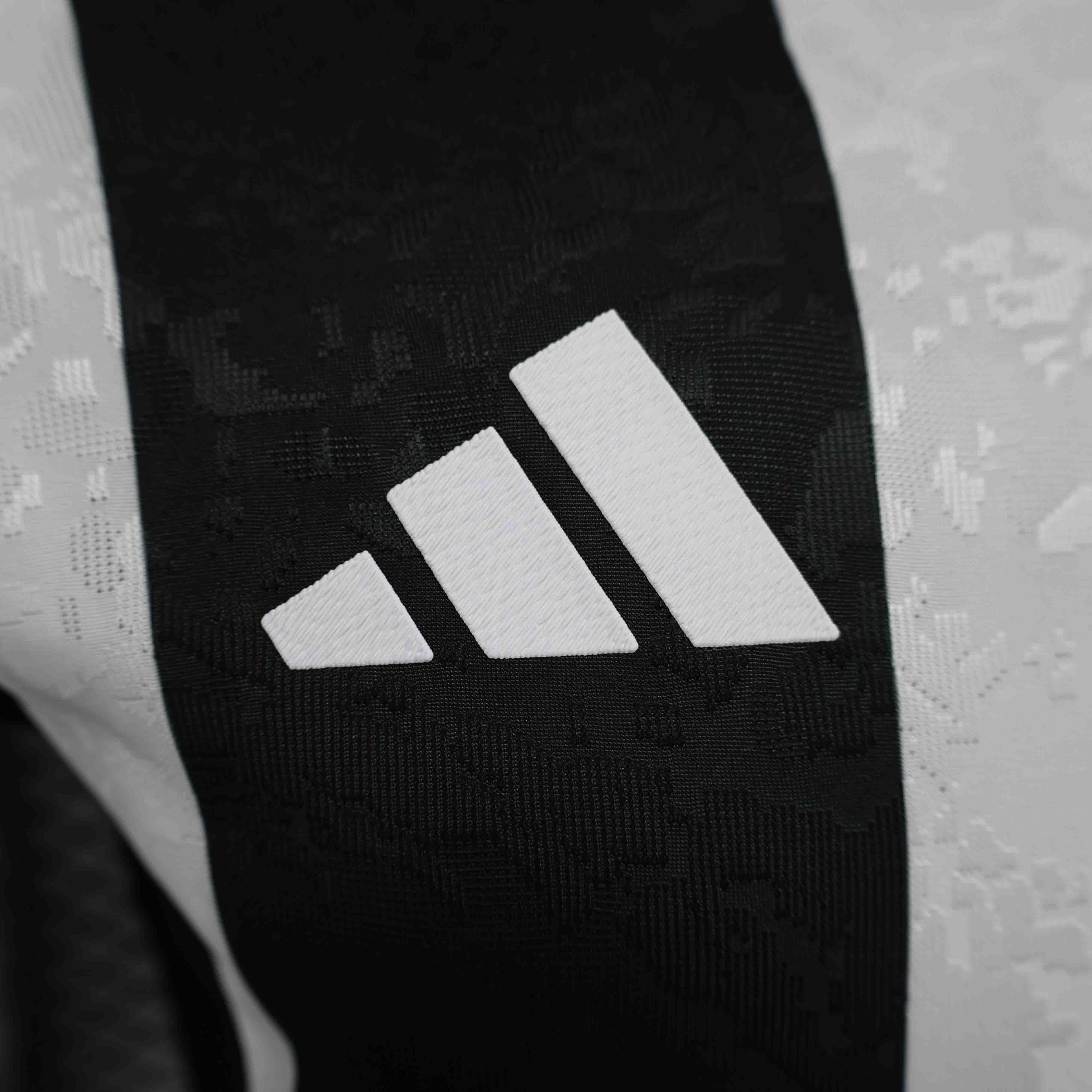 Juventus Home Authentic Player Long Sleeve 2024/25