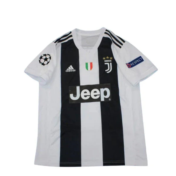 Cristiano Ronaldo #7 Juventus Home Retro Jersey 2018/19